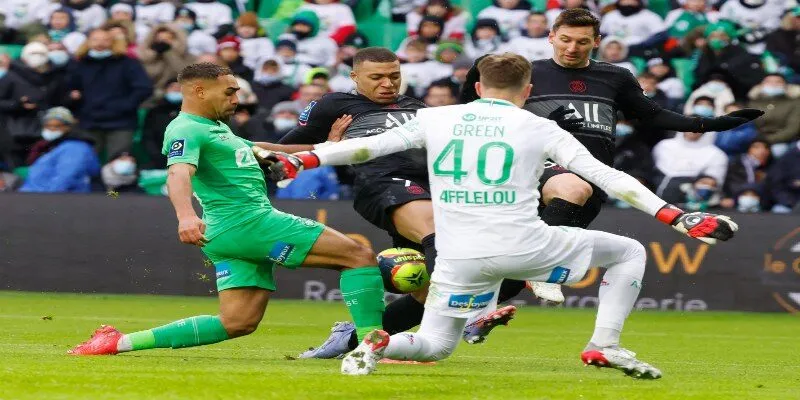 Saint Etienne vs Paris Saint Germain - Chi tiết nhất